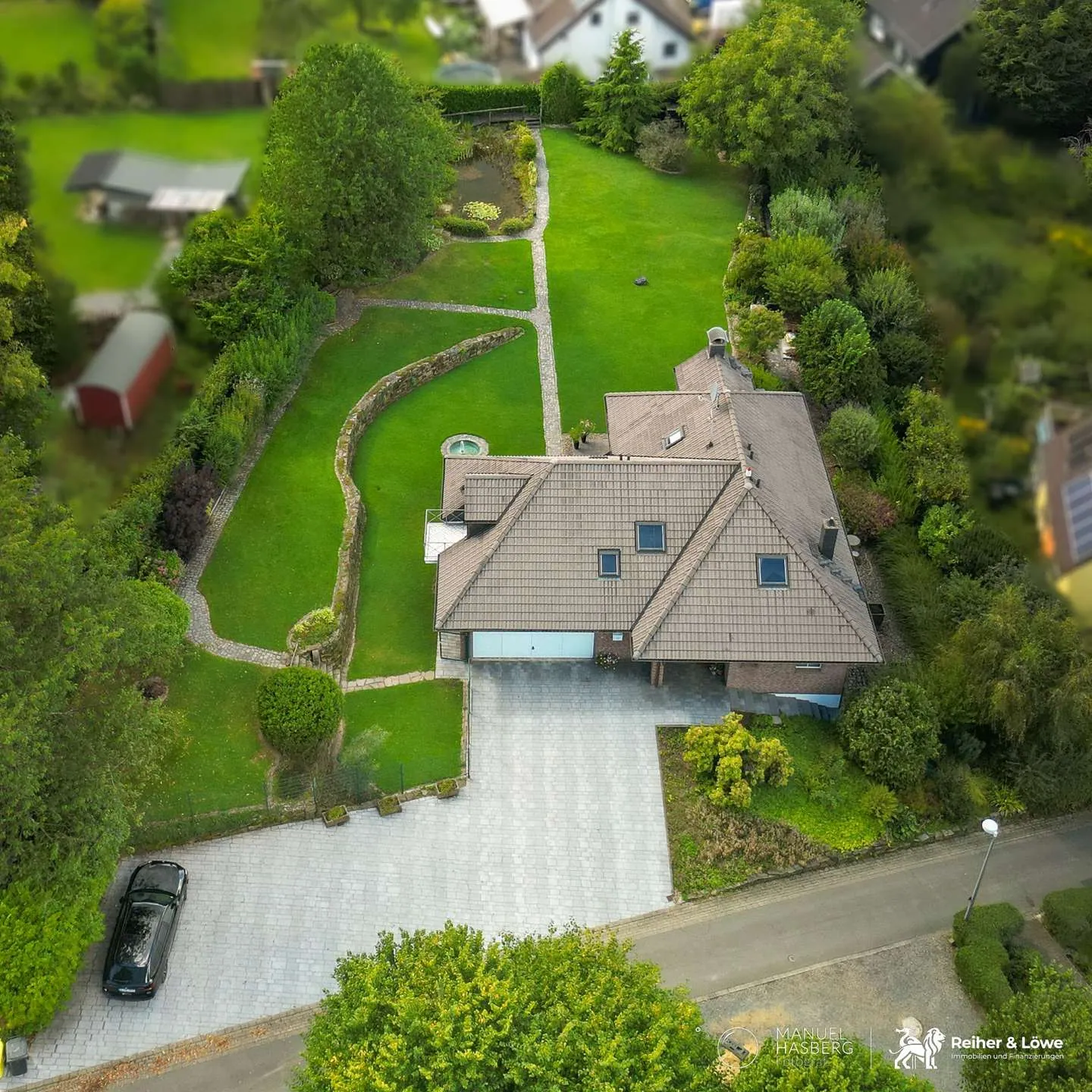 Einfamilienhaus in 51515 Kürten, Kürten: Frontansicht Gesamt